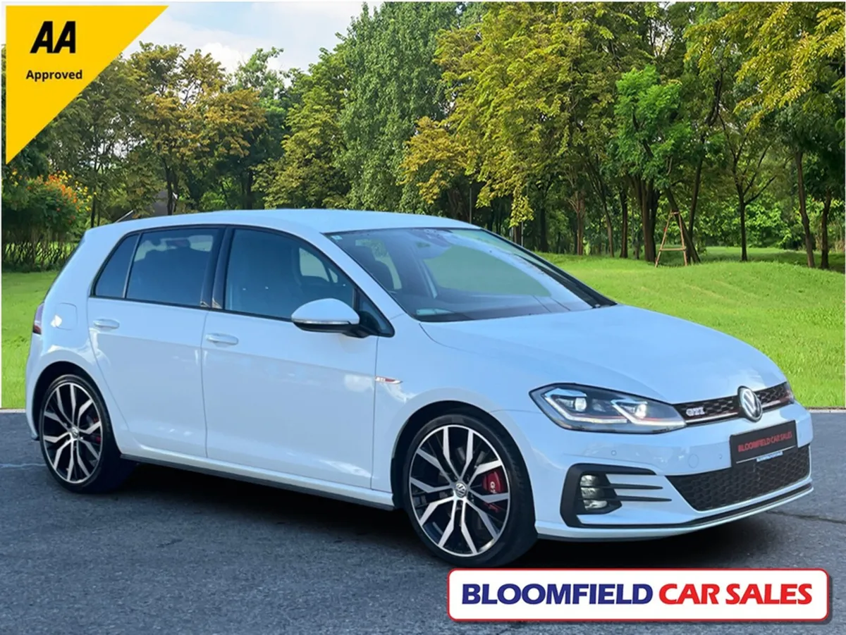Volkswagen Golf GTI PERFORMANCE, DSG // LOW MILEAG - Image 1