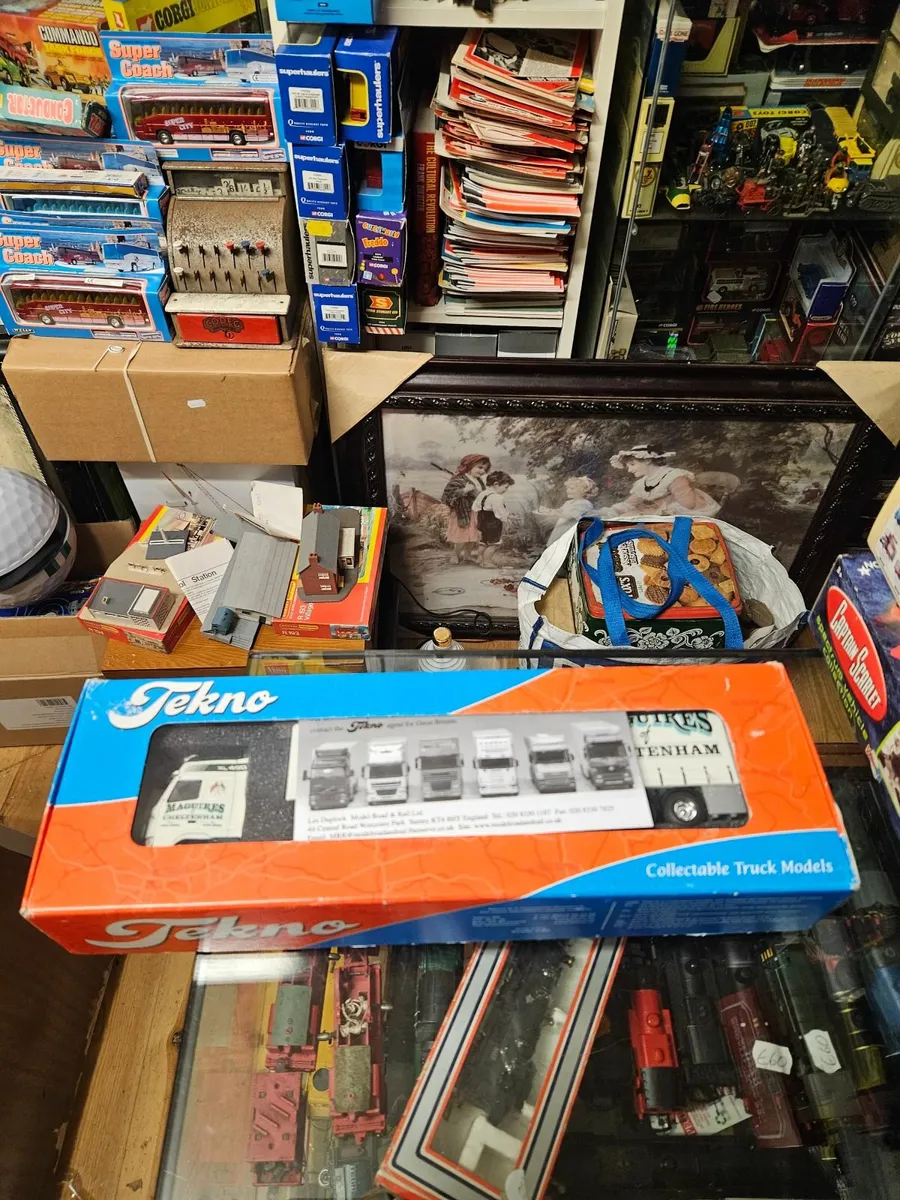 Corgi Tekno Maguires - Image 2