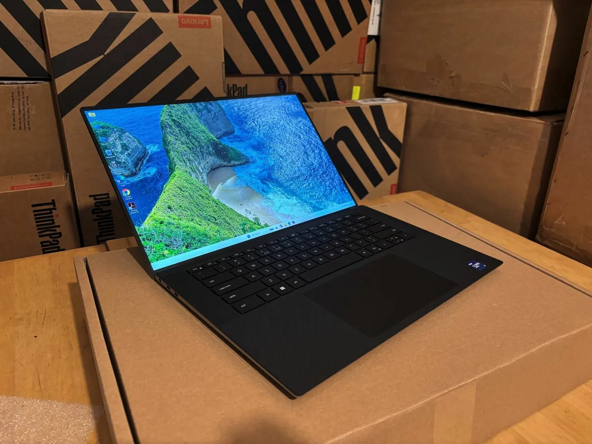 Dell Precision 5560 Laptop-32Gb-i7-1TB SSD-Graphic - Image 1