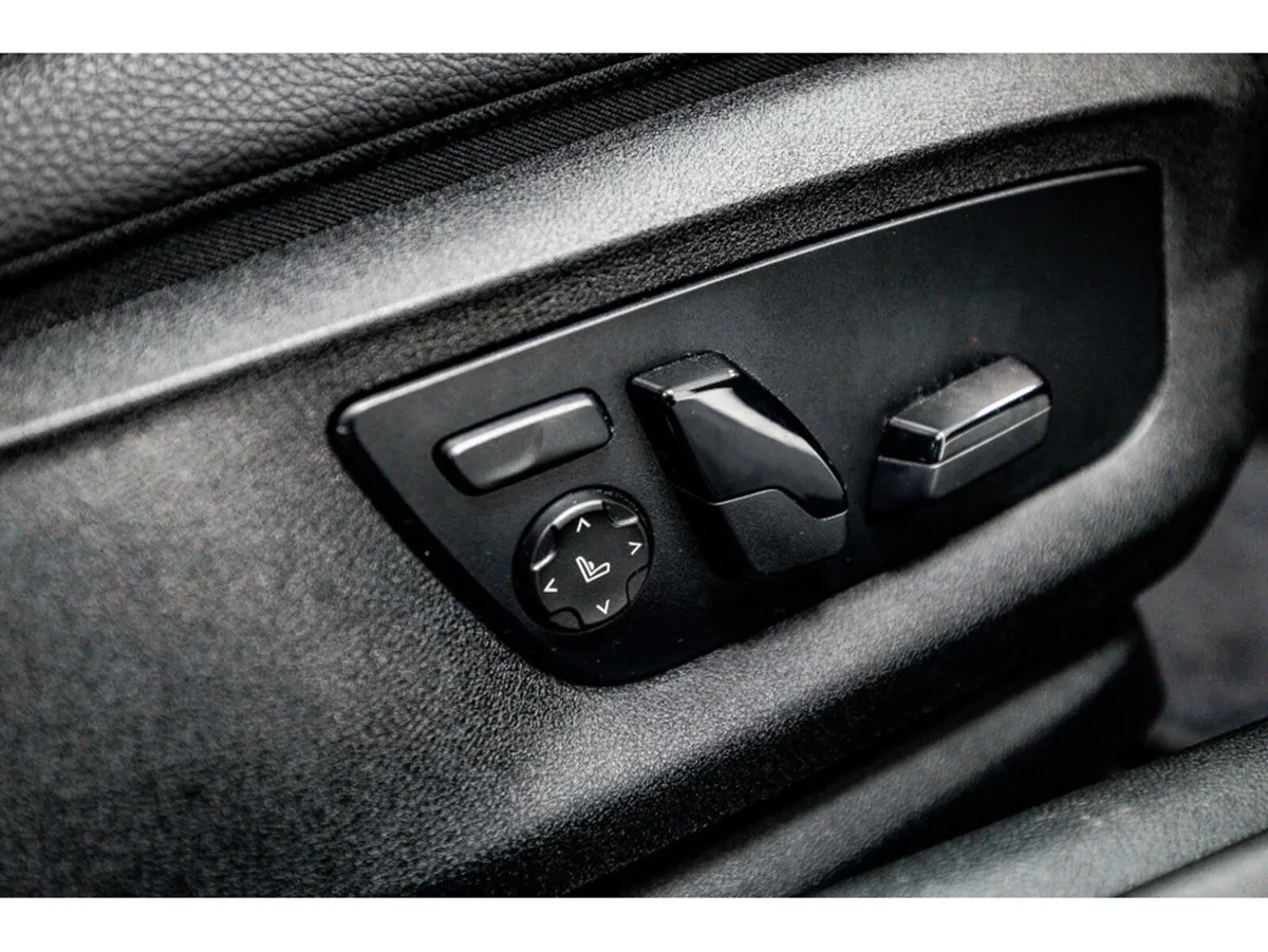 BMW 5-Series M Sport Touring 2.0 Diesel 48V MHEV A - Image 4