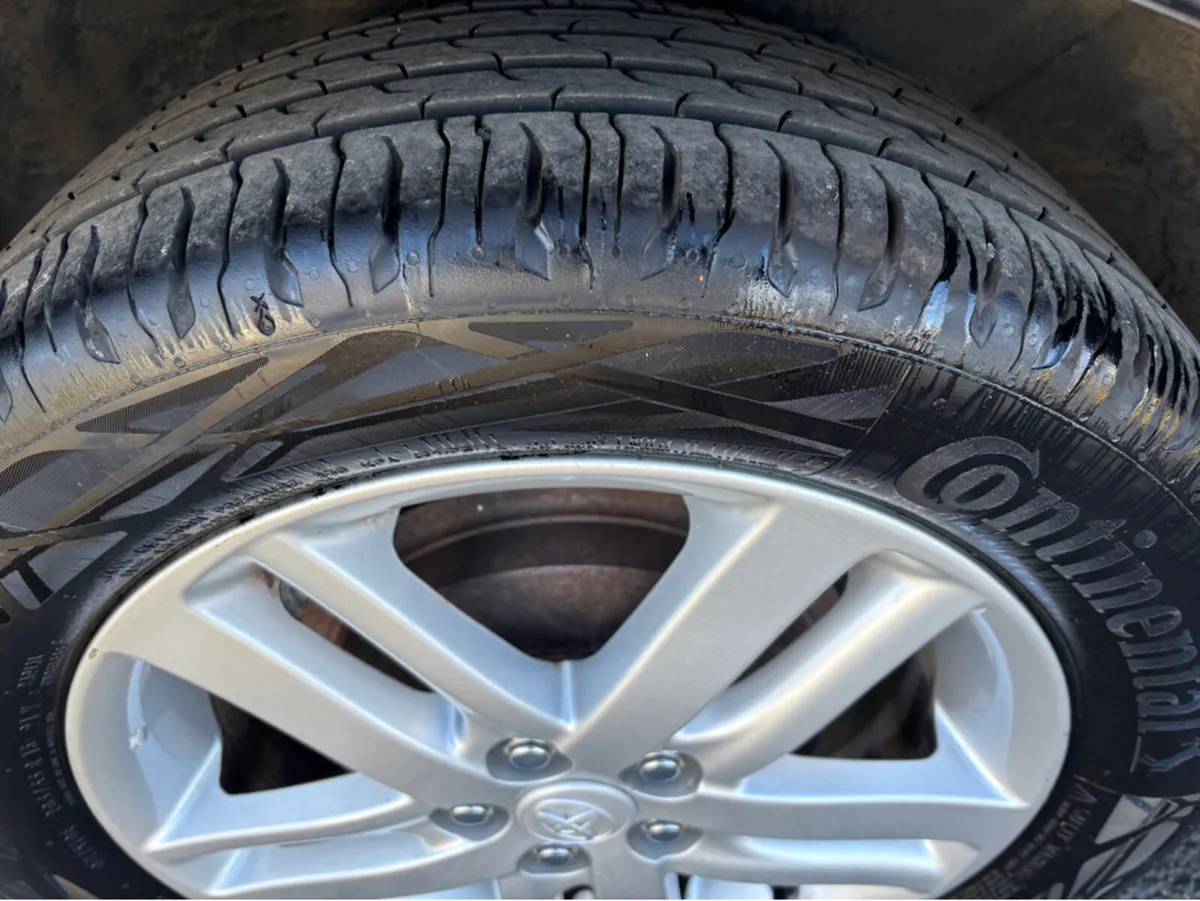 Toyota Verso-S 1.33 LUNA 4DR - Image 3