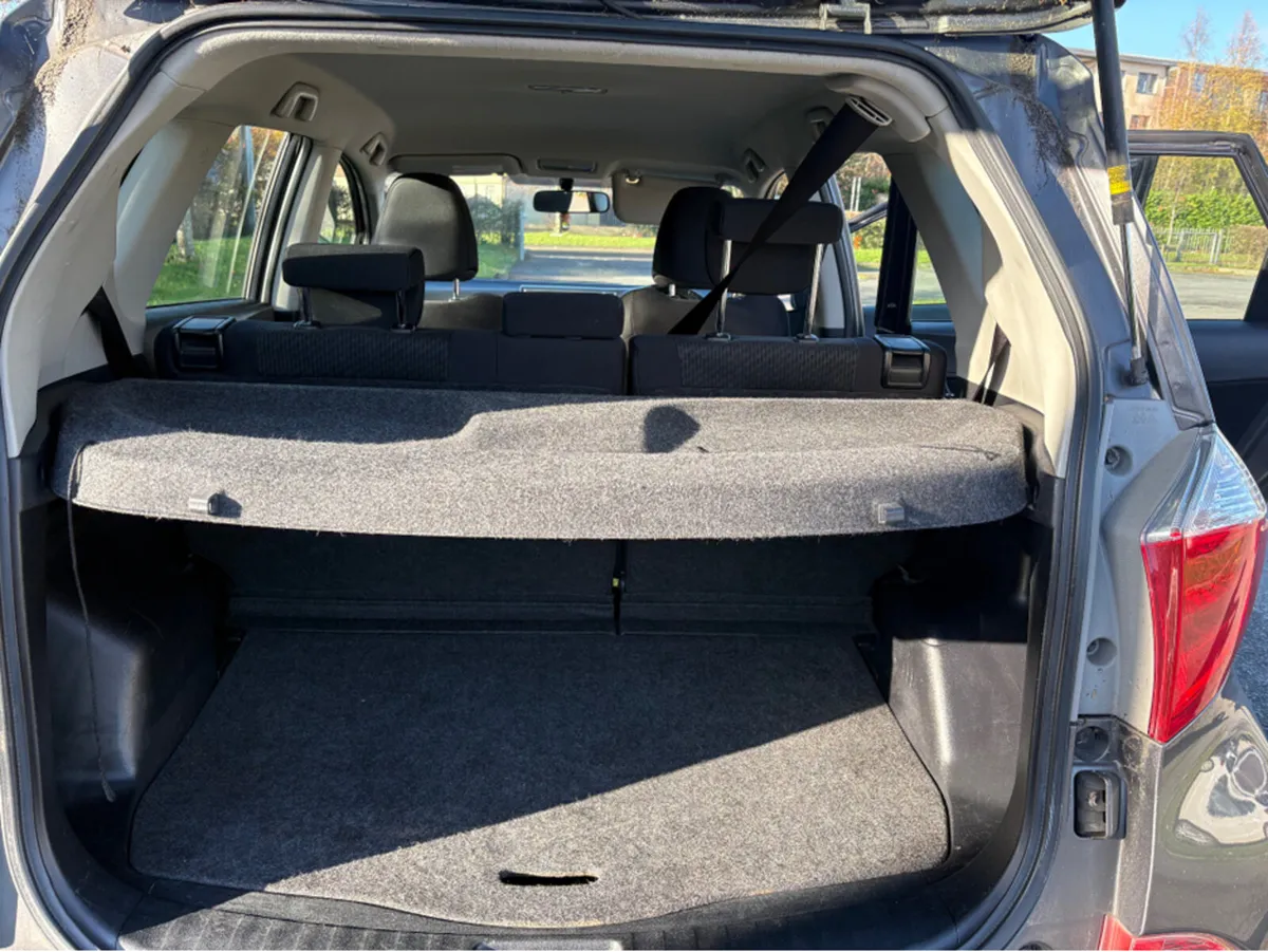 Toyota Verso-S 1.33 LUNA 4DR - Image 4