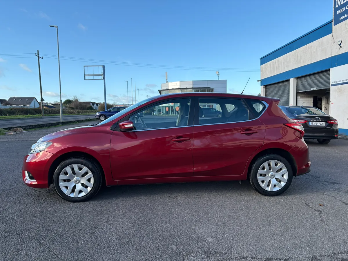 Nissan Pulsar 2015//PETROL//VERY LOW MILEAGE - Image 3