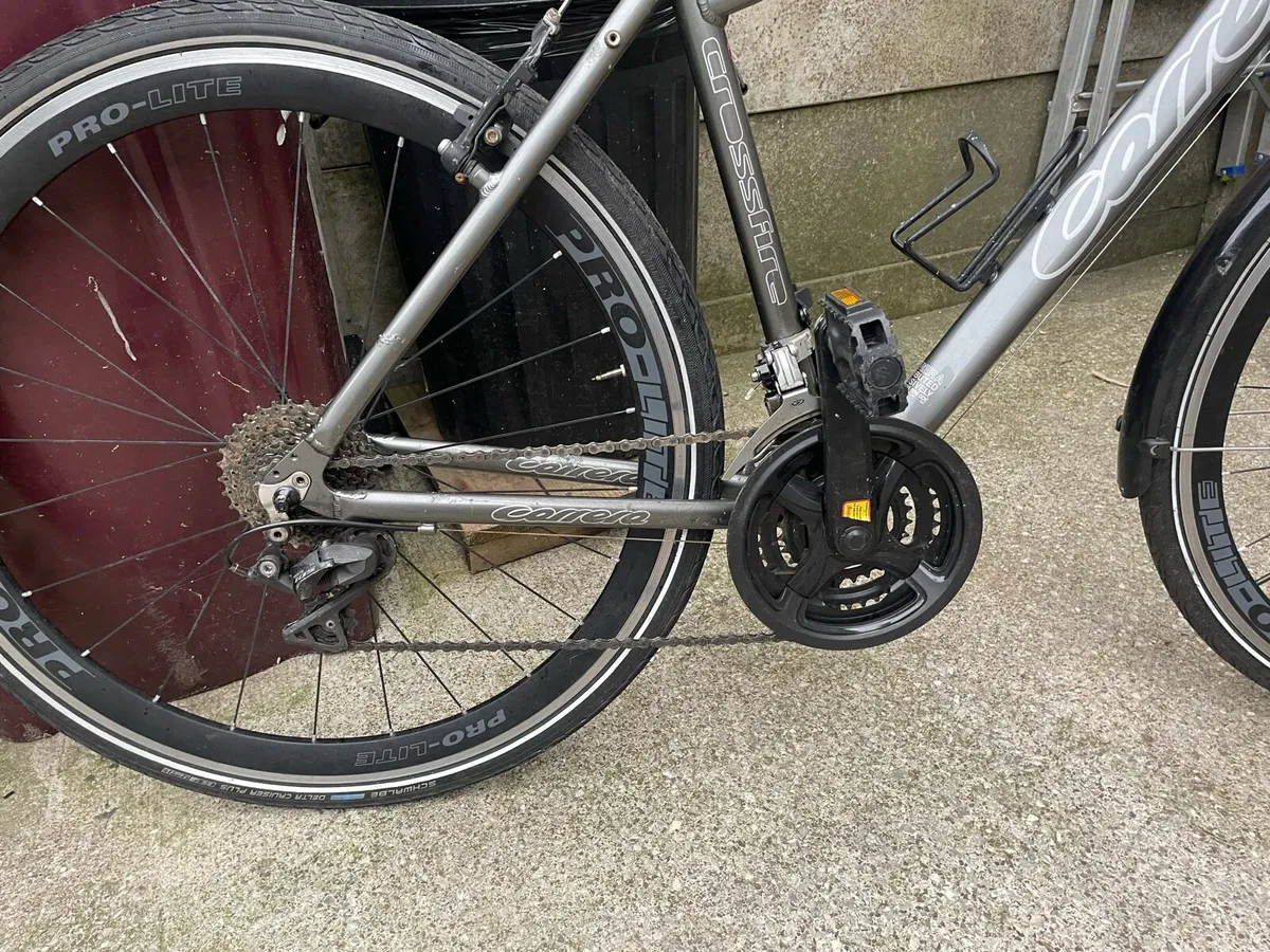 Carrera Crossfire 28 inch wheels - Image 2