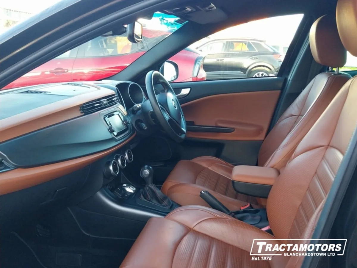 Alfa Romeo Giulietta 1.4 M-AIR 170HP TCT EXCLUSIVE - Image 4