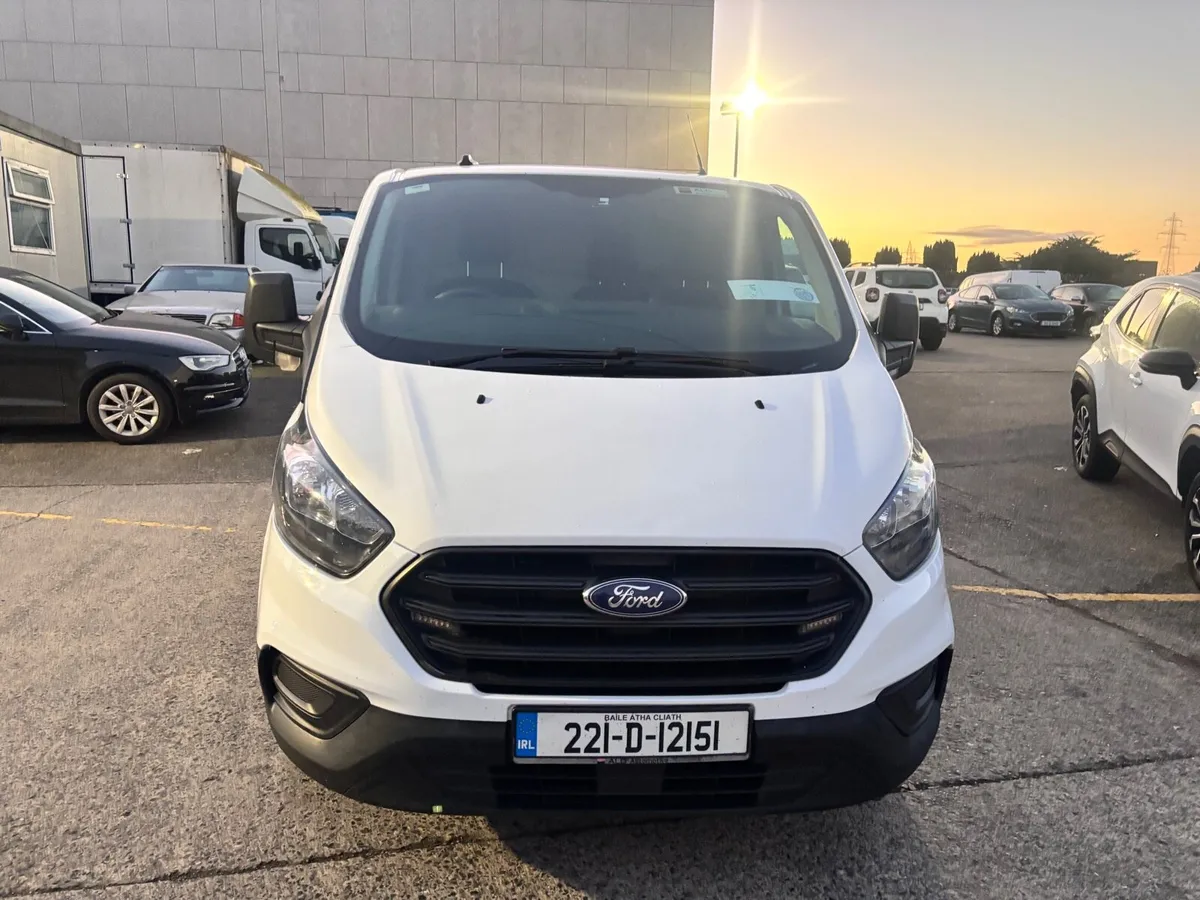 Ford Custom 2022 - Image 2