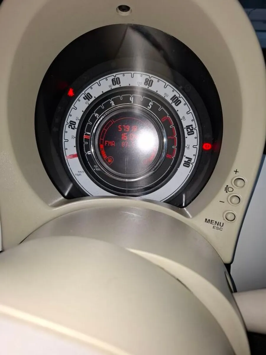 2012 Fiat 500 - Image 2