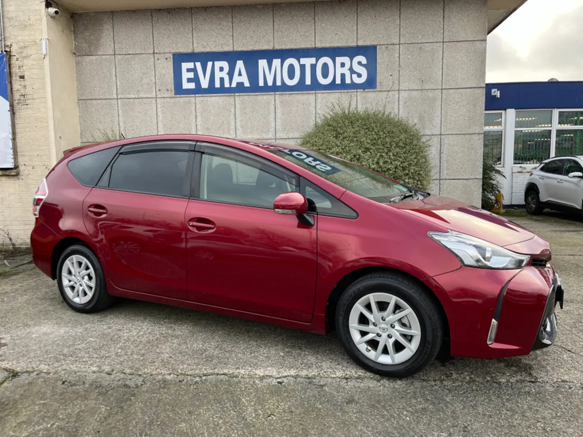 Toyota Prius AUTOMATIC 7 SEATER HYBRID 1.8 PETROL - Image 3