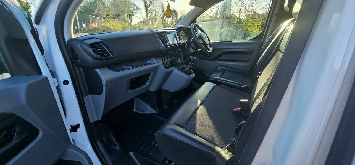 TOYOTA PROACE 2.0 120HP GX LWB 2021 - Image 3