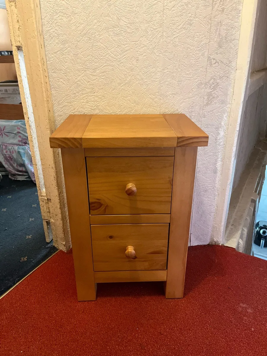 Bedroom locker - Image 3