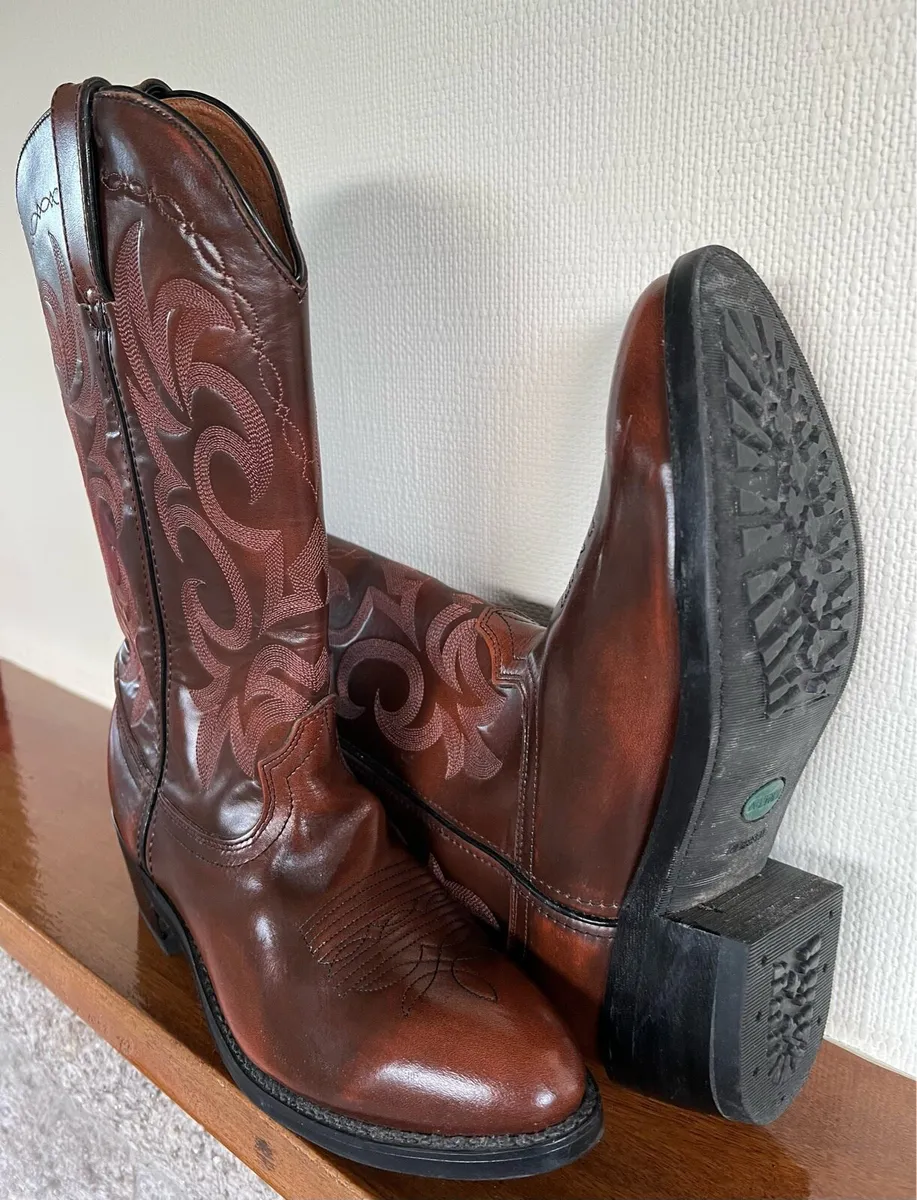 Cowboy Boots - brand new. Size 7 - Image 2