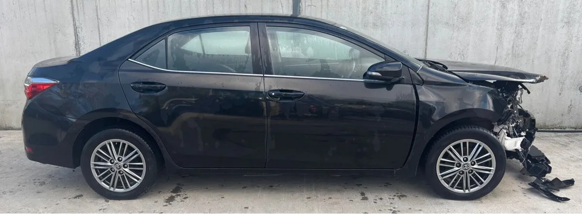 2018 Toyota Corolla for parts - Image 2