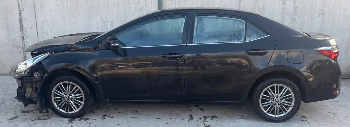 2018 Toyota Corolla for parts - Image 3