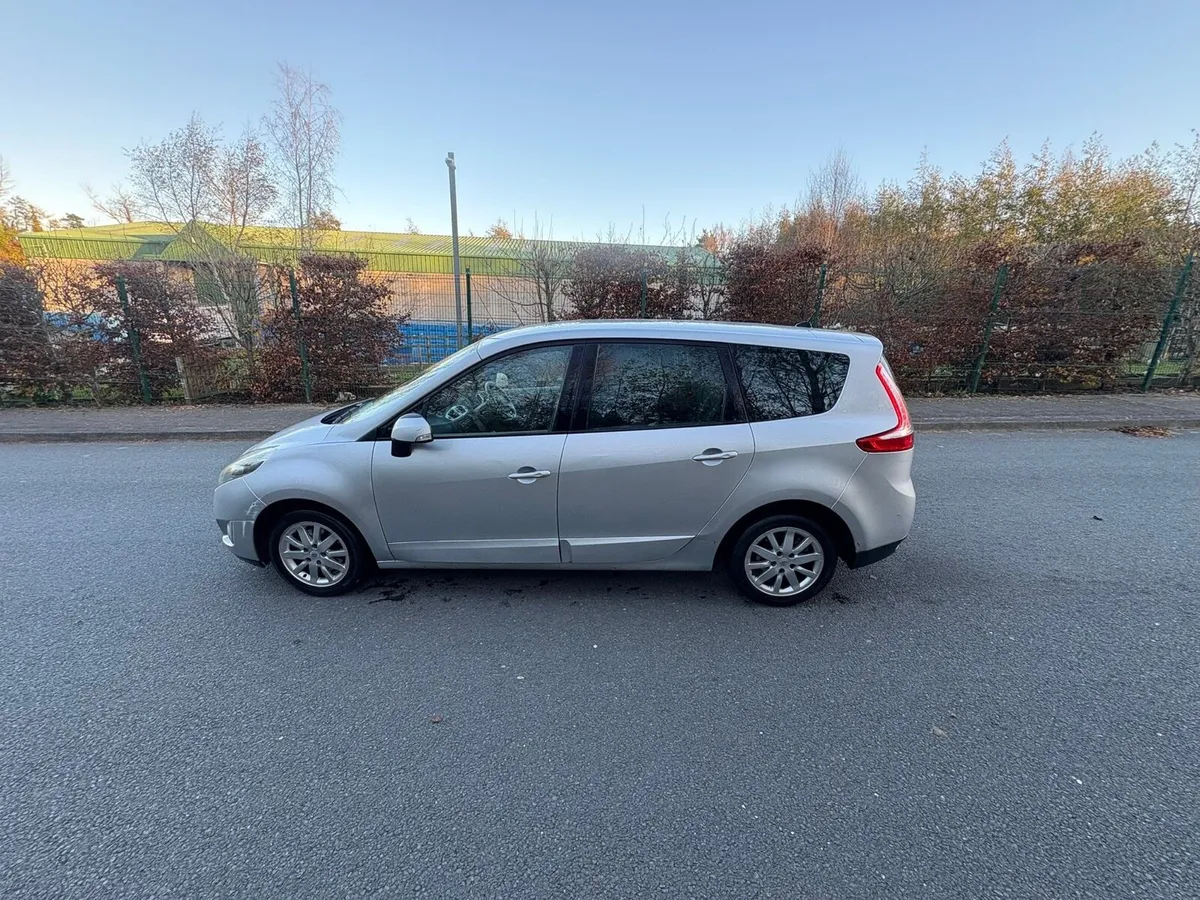 10 RENAULT sinc 7 seater Tax & NCT - Image 1