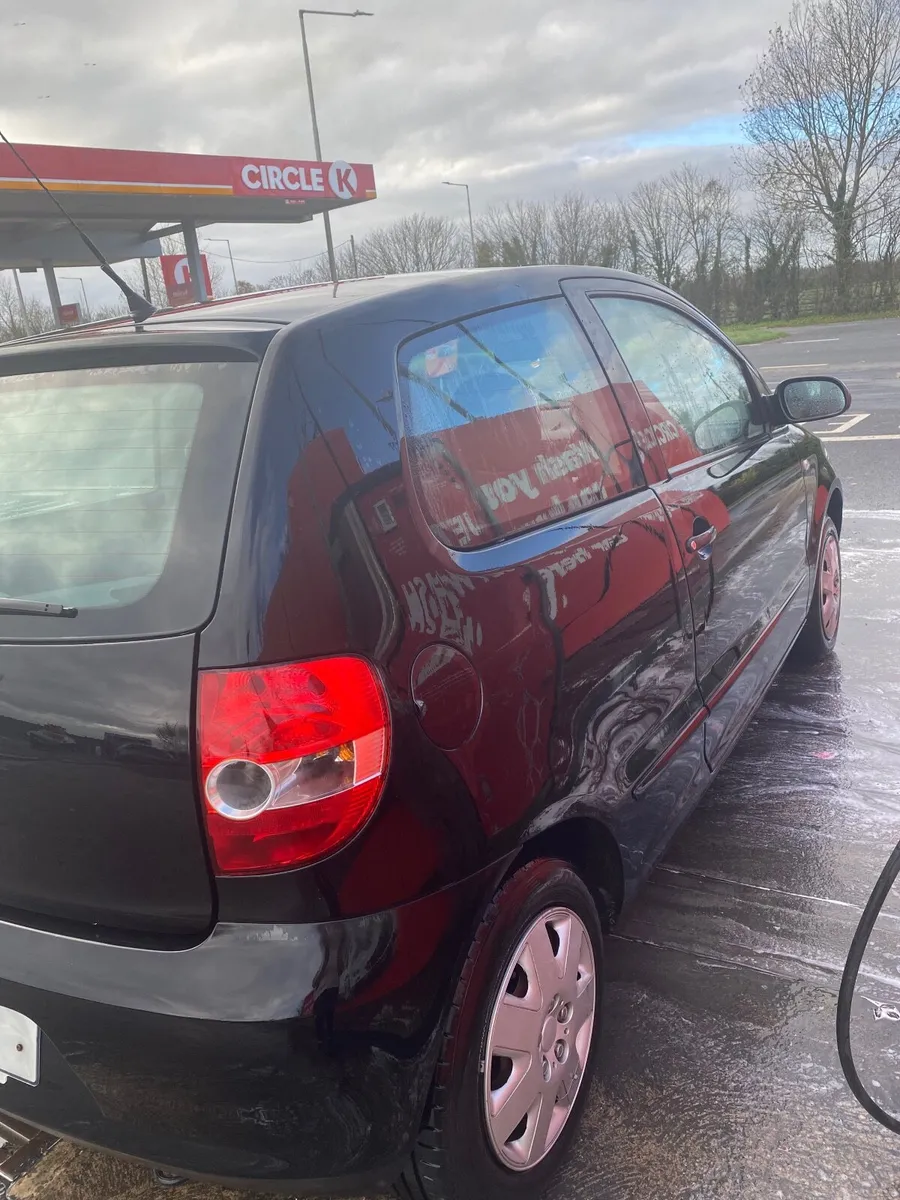 Volkswagen Fox 2011 - Image 4