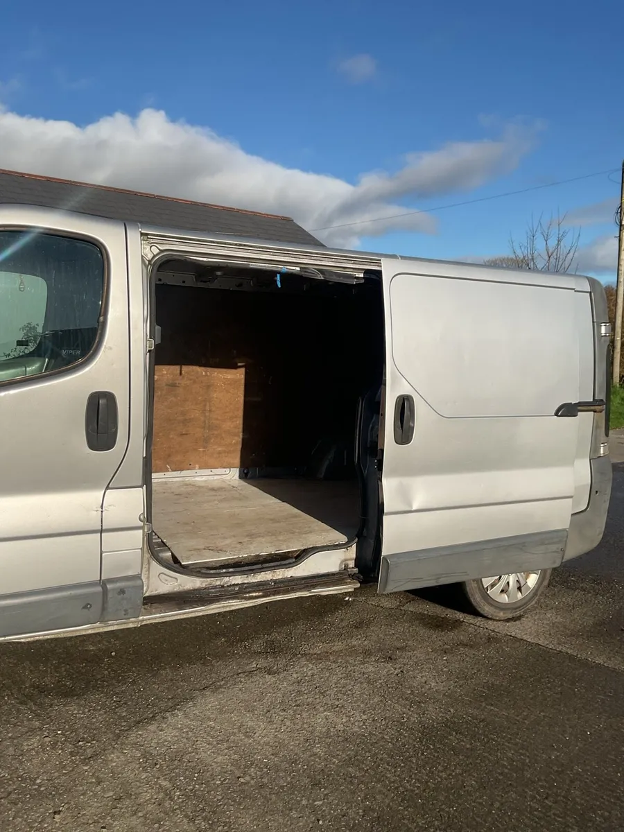 Renault traffic - Image 1