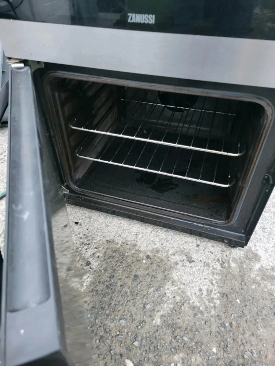 Cooker Electric Double Oven ZANUSSI - Image 3