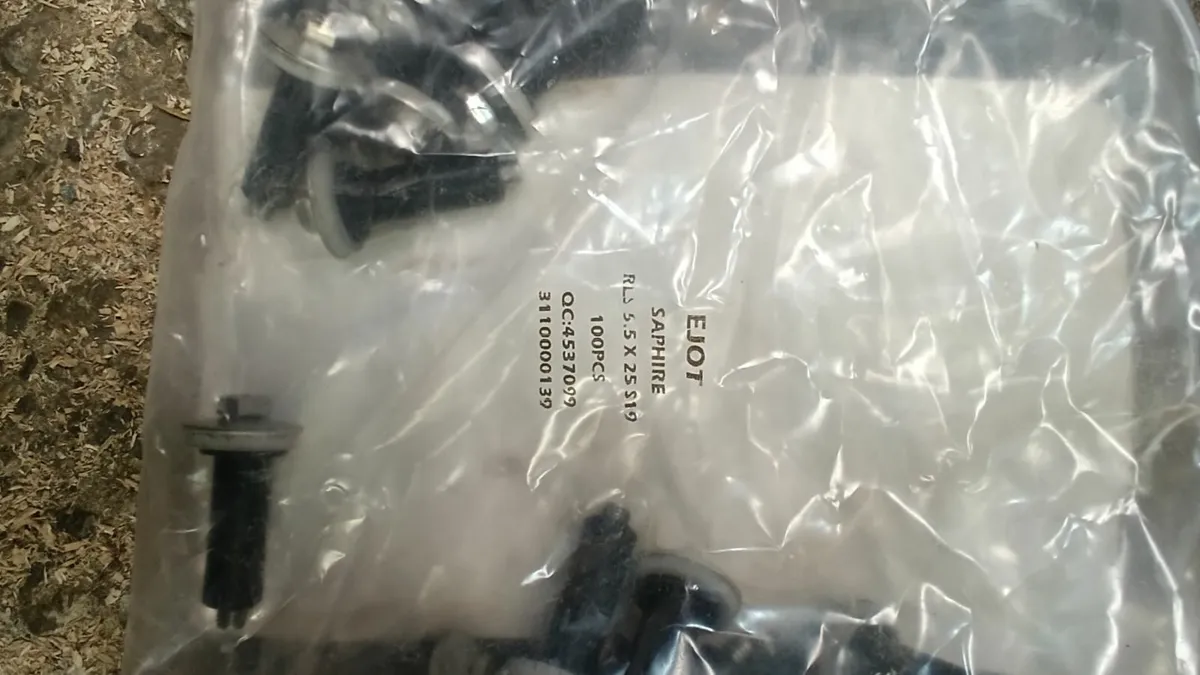 Fibre cement screws and RLS 25 stitchers - Image 2