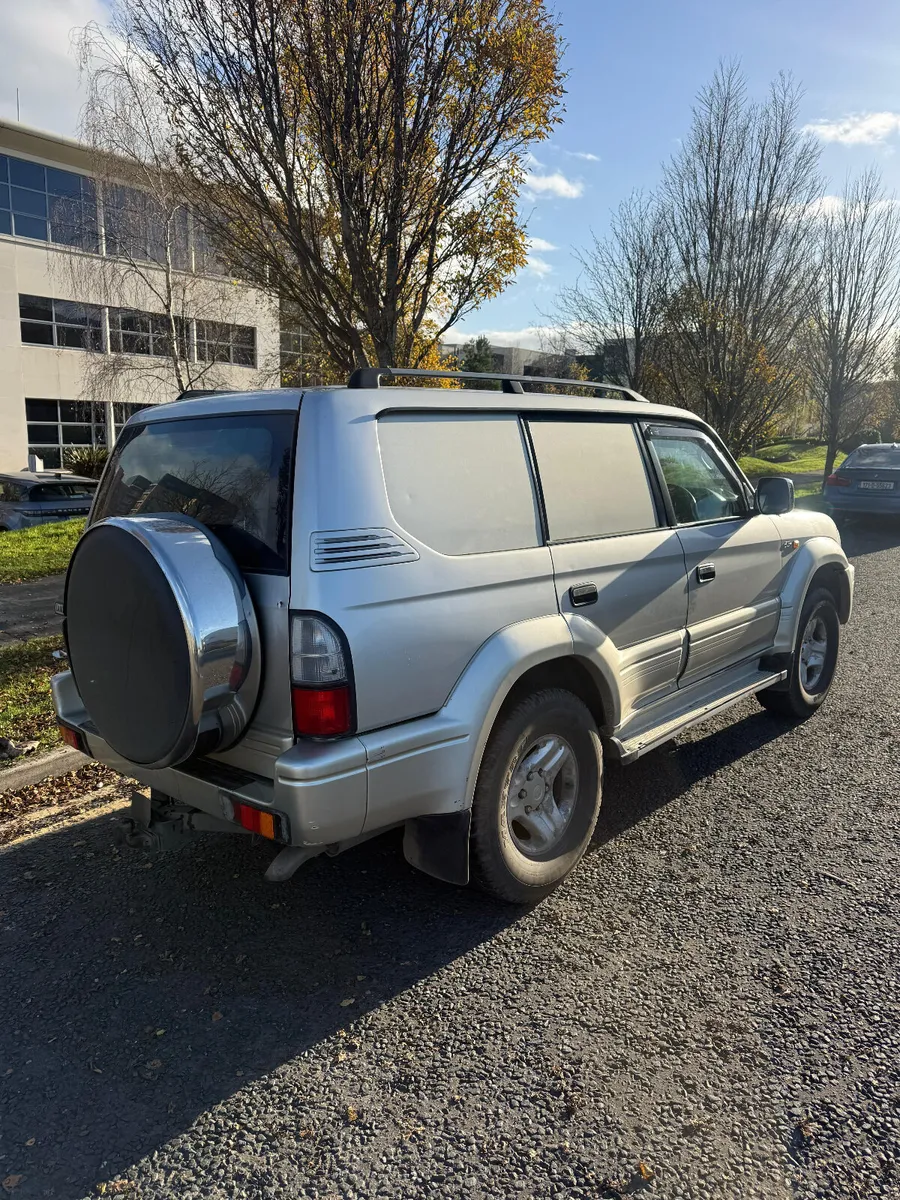 Toyota Land Cruiser LWB 2002 - Image 4