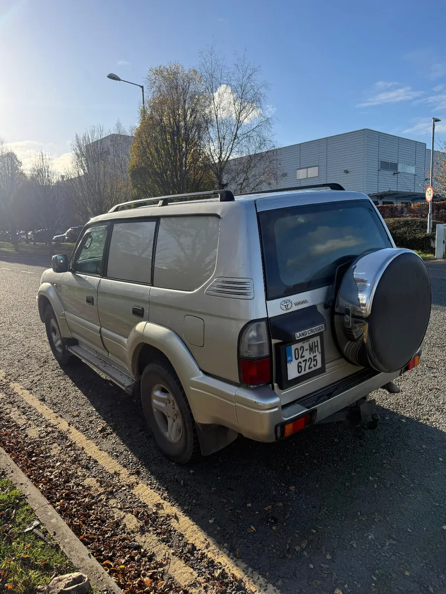 Toyota Land Cruiser LWB 2002 - Image 3