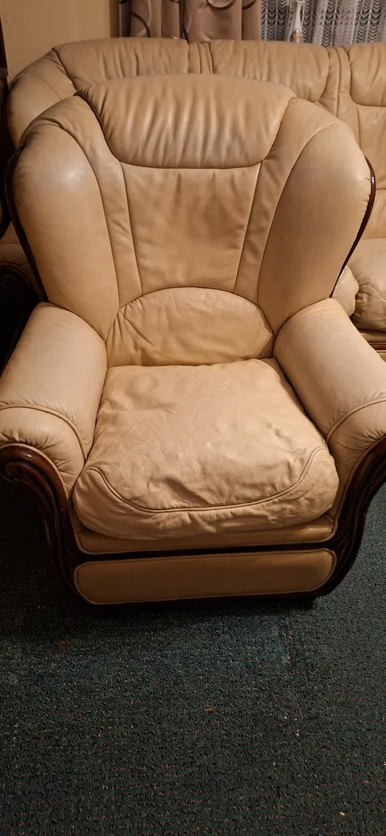 3-1-1 suite cream leather - Image 2