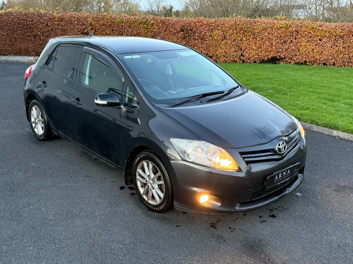 2012 Toyota Auris Sport 1.4 D4D - Image 3