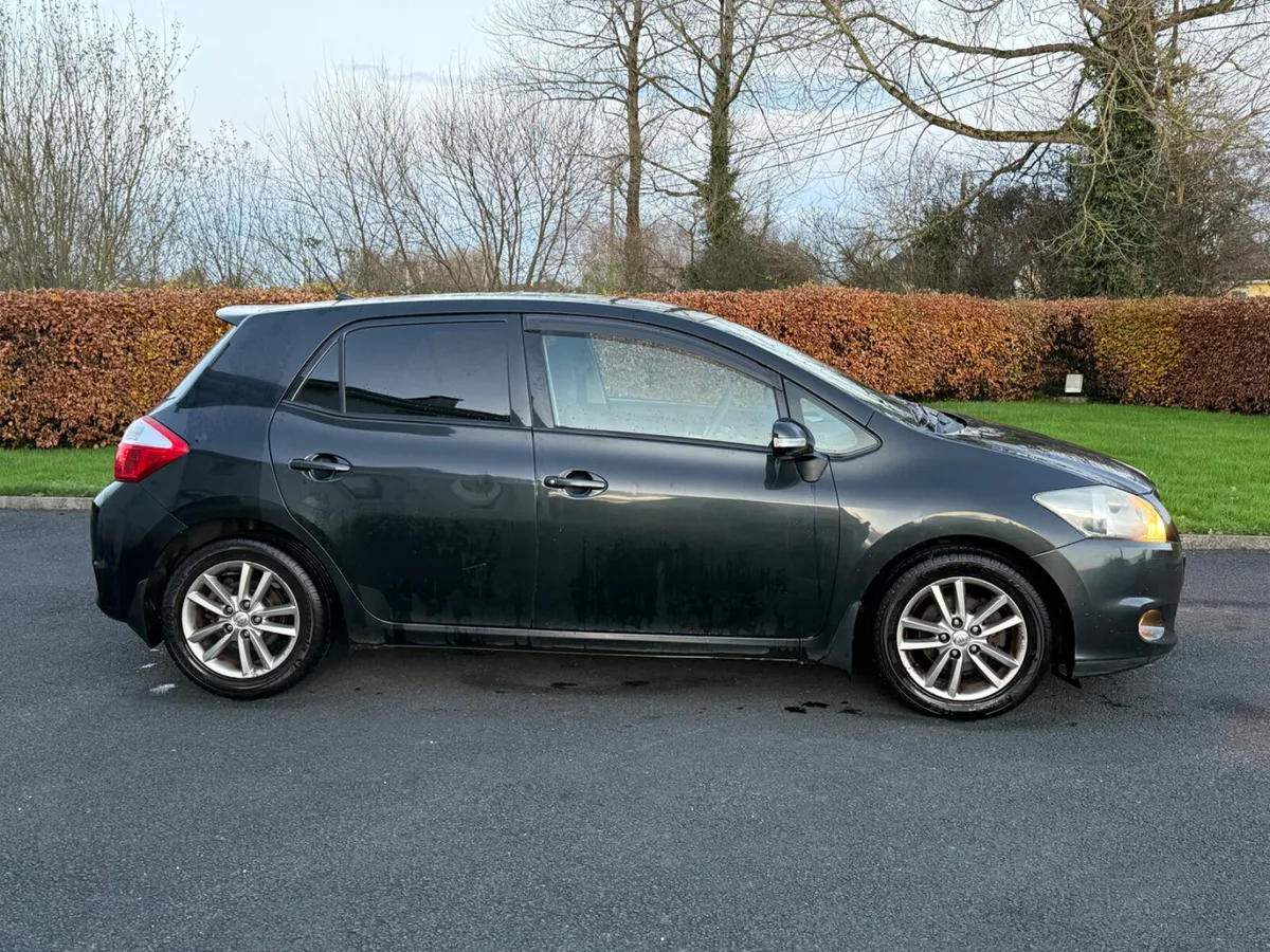 2012 Toyota Auris Sport 1.4 D4D - Image 4