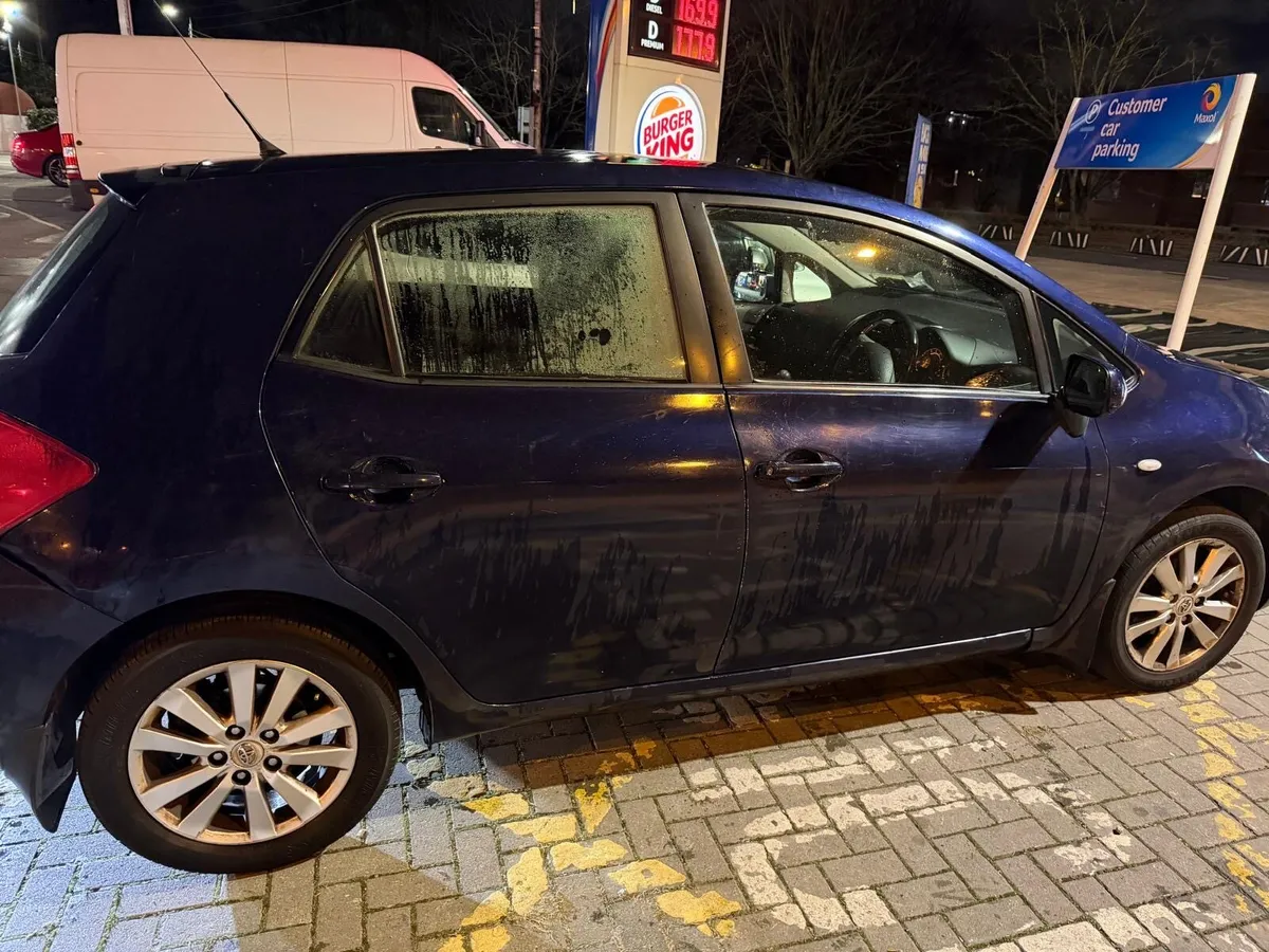 Toyota Auris - Image 3