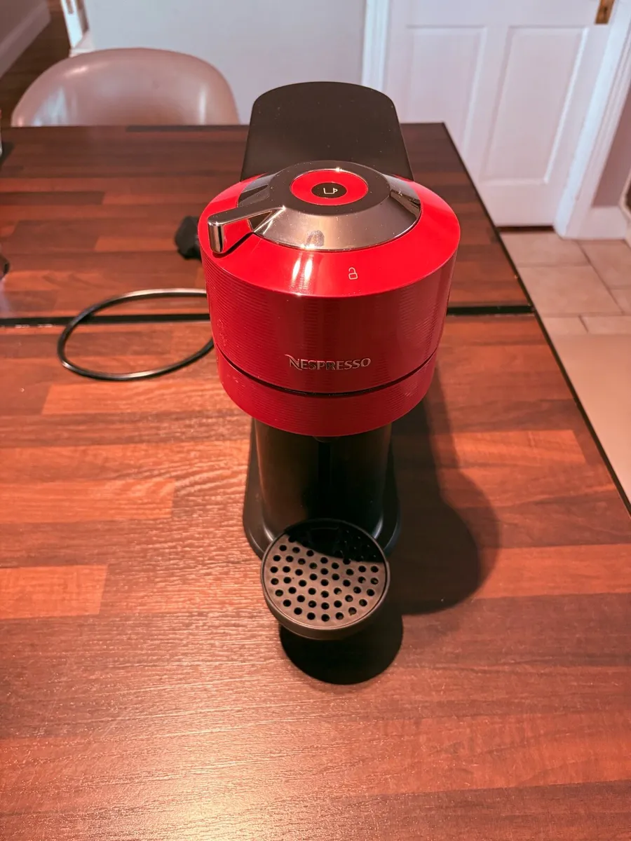 Nespresso Vertuo Next Machine - Image 1