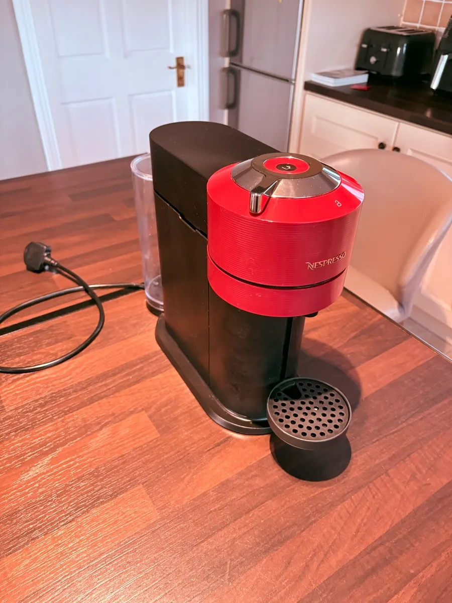 Nespresso Vertuo Next Machine - Image 2