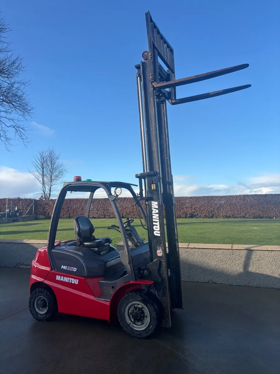 Manitou MI25D forklift - Image 2