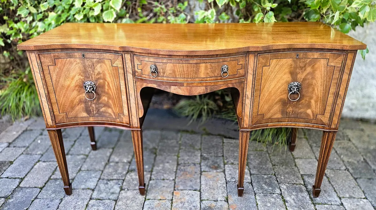 Large Vintage Mahogany Sideboard - Image 1