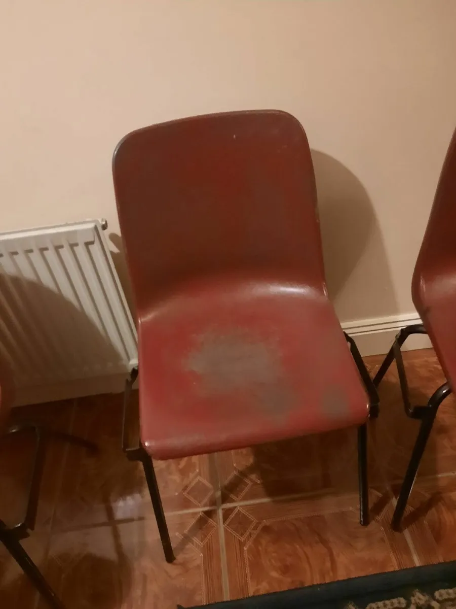 Poly chairs - Image 3