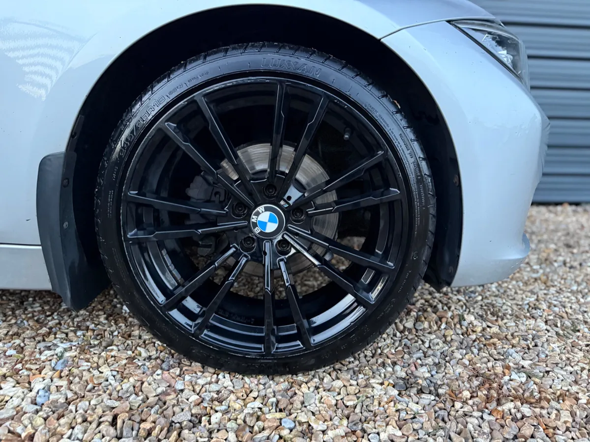 BMW 3-Series 2013 Automatic (chain done) - Image 3