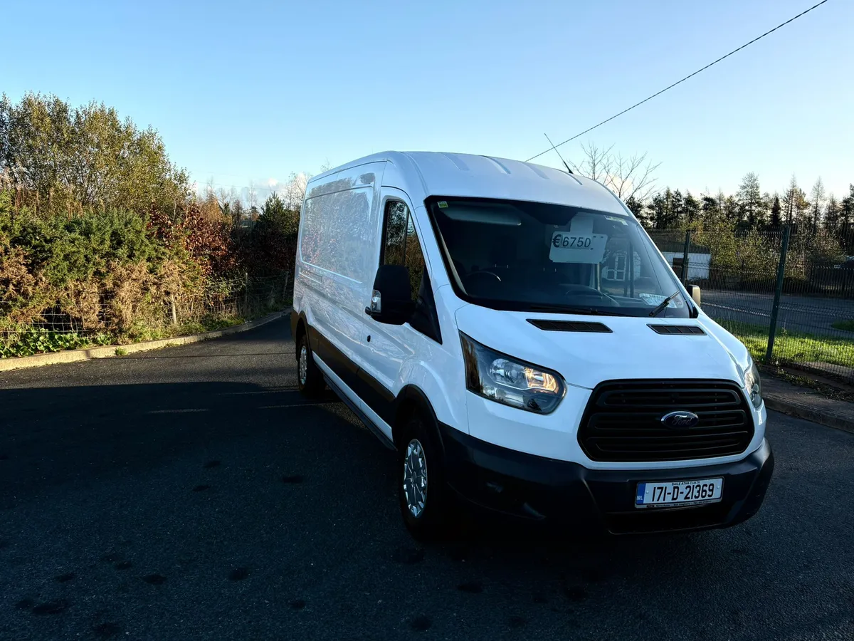 17 FORD TRANSIT LWB - Image 3