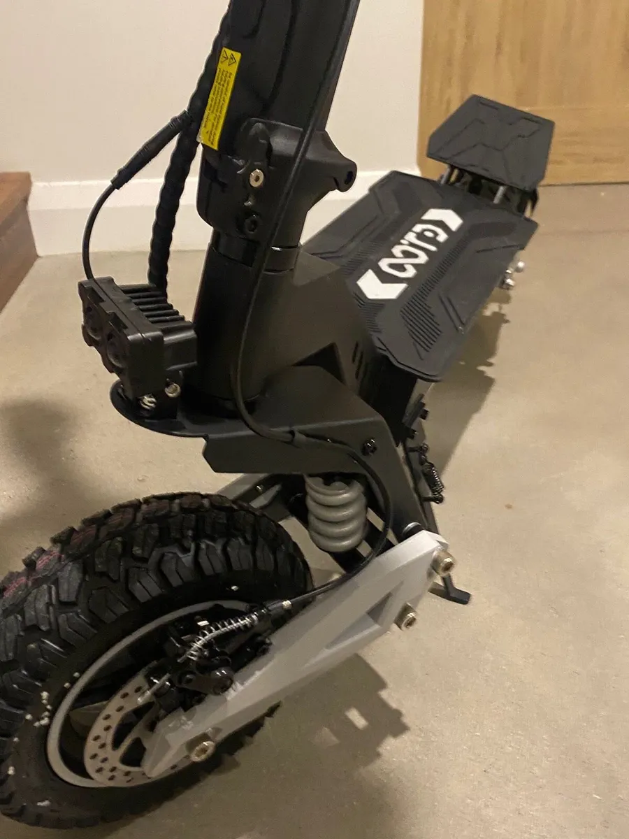 OOTD T10 e-scooter - Image 4