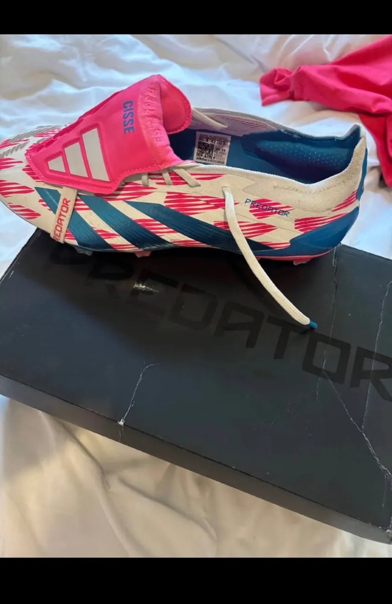 Adidas Predator Elite UK 8 - Image 3