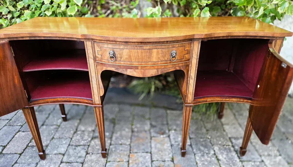 Large Vintage Mahogany Sideboard - Image 4