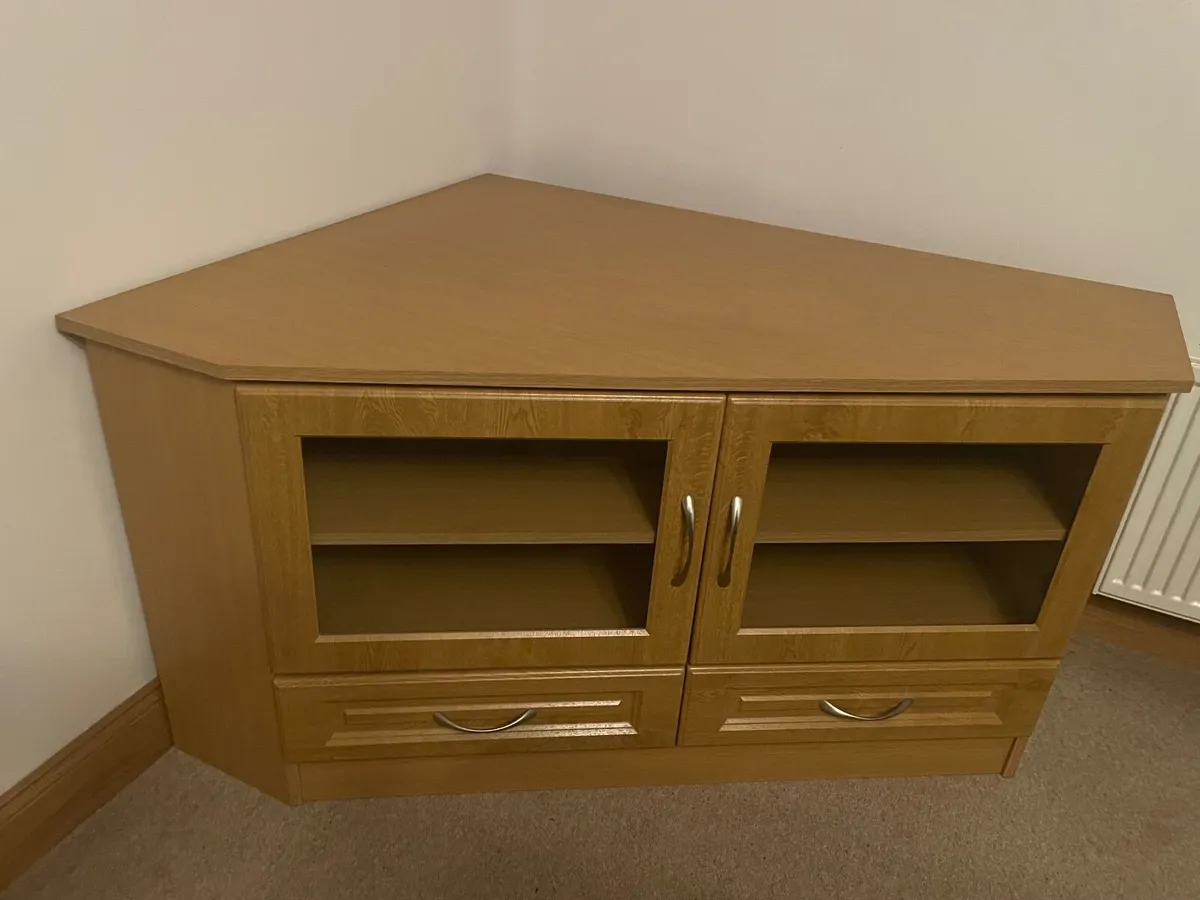 TV unit - Image 2