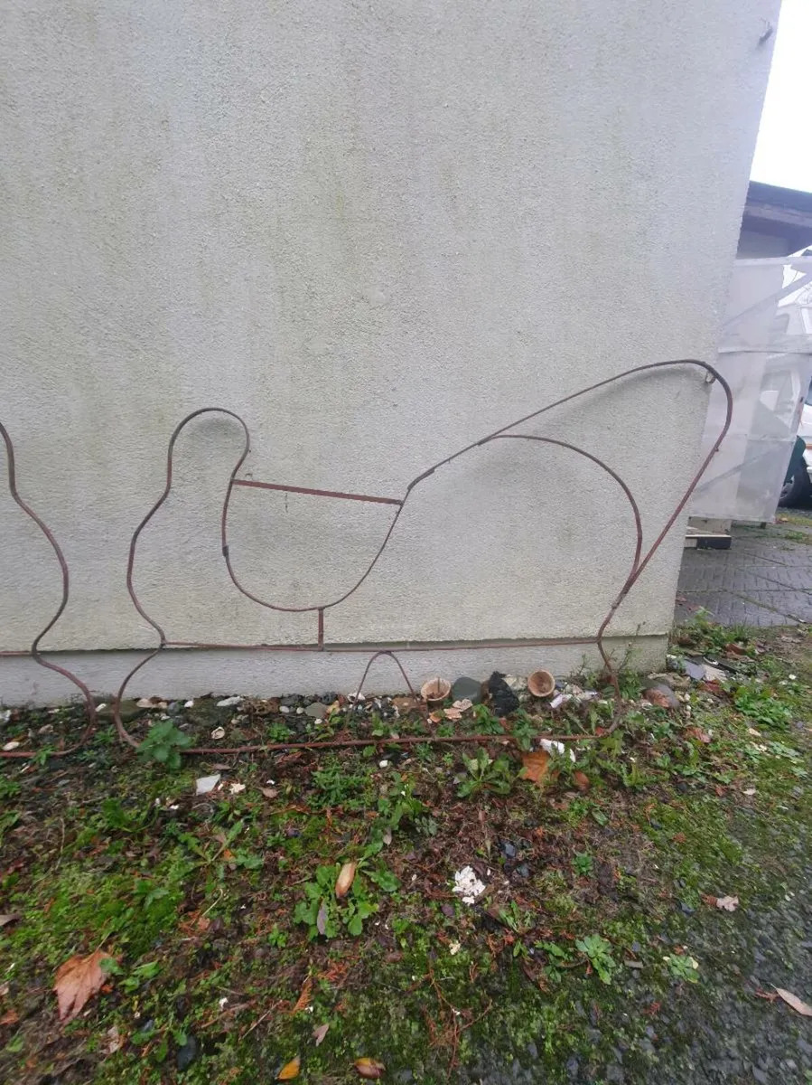 CHRISTMAS OUTDOOR DISPLAYS - Image 3