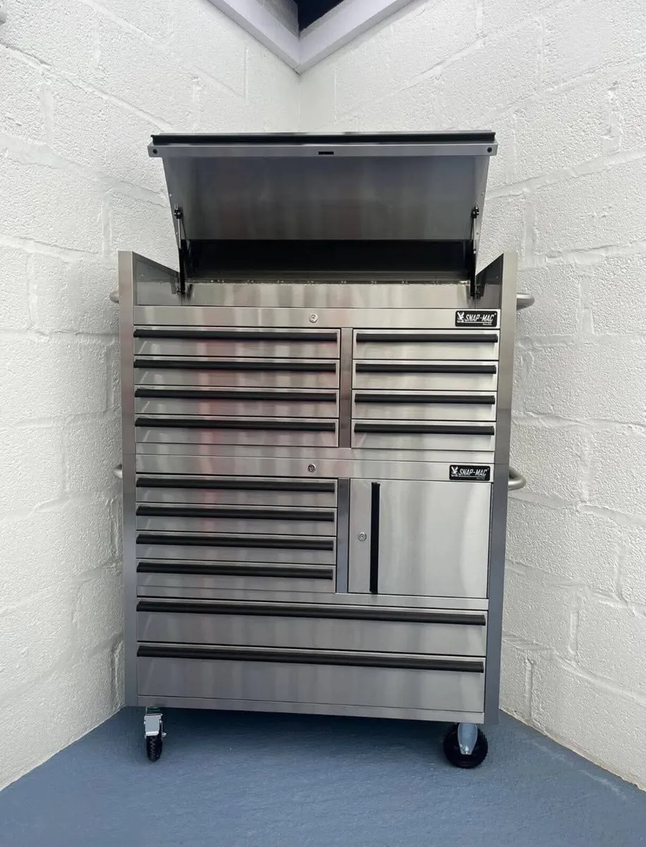 41” STAINLESS STEEL 14 DRAWER ROLLER TOOL CABINET - Image 1