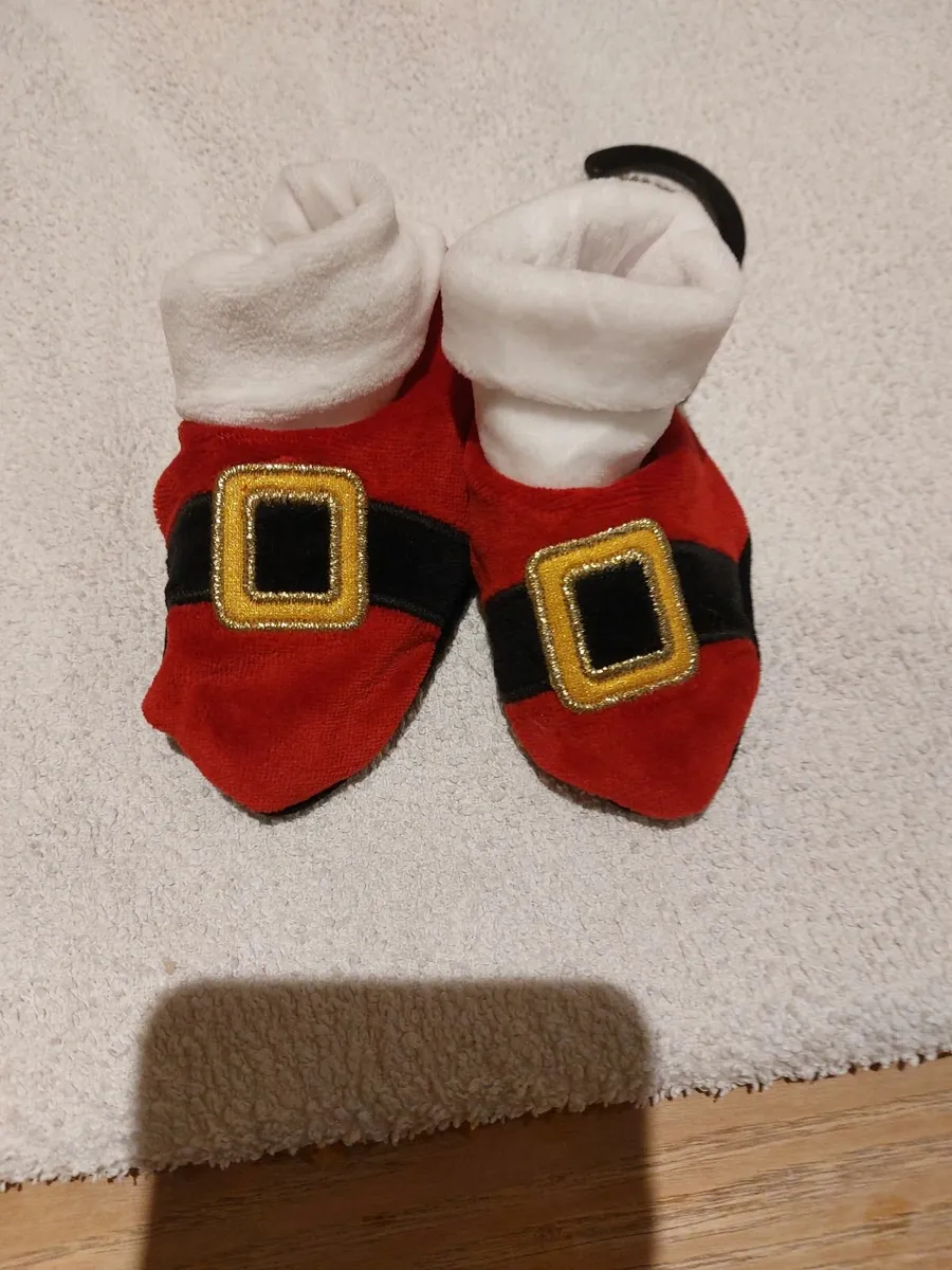 Baby Christmas booties - Image 4