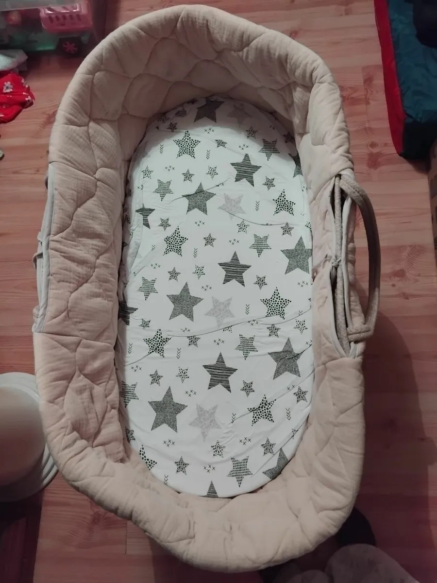 Moses basket/ Beside-me bed - Image 2