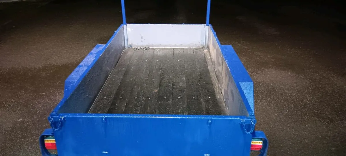 8 ×4 Trailer - Image 3