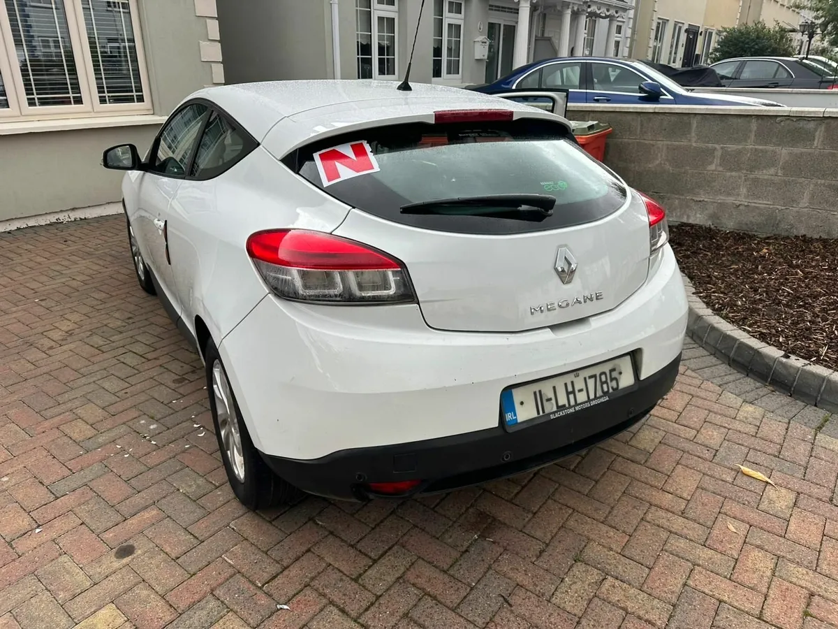 Renault Megane 2011 - Image 2