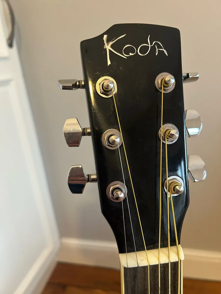 Koda 36-inch Acoustic Guitar - Left Handed. - Image 4