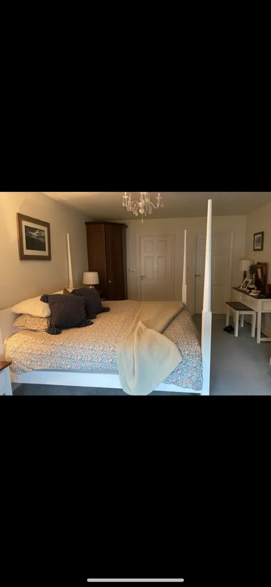 Four poster Moroccan super king bed - Image 2