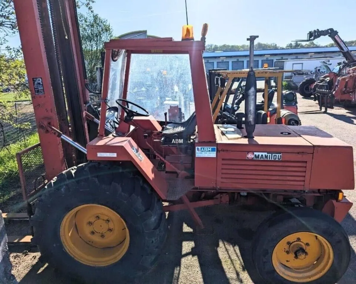 Manitou MB25 Body Panel - Image 4