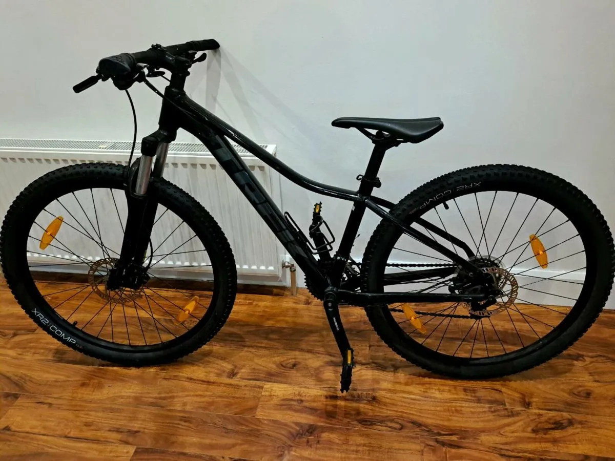 Trek Marlin 5 (small) - Image 1