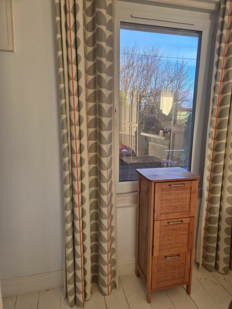 Neat bamboo unit - Image 1